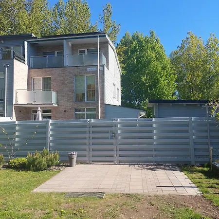 Pas Rasą Pensjonat *